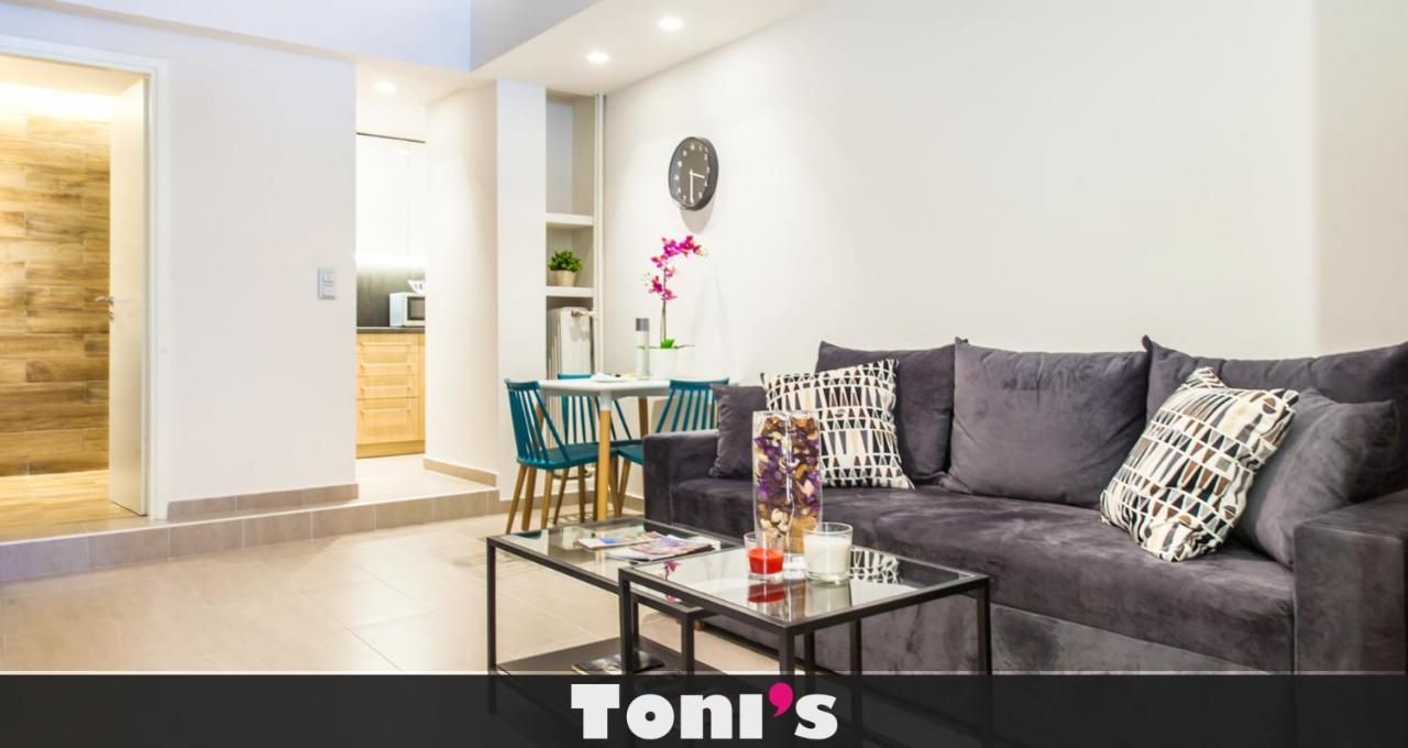 Toni's Studio Syntagma, 1 Min From Metro Station * Athen